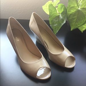 🍋2 for $12! Nine West Nude Wedges